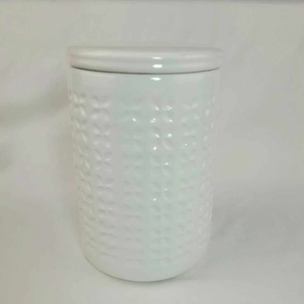 THL White Ceramic Coffee Canister Embossed Quatrefoil Brass Plaque Farmhouse